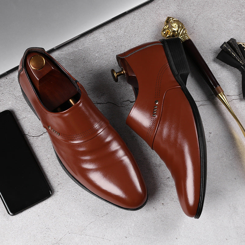 Black pointed toe shoes for men styled with chinos