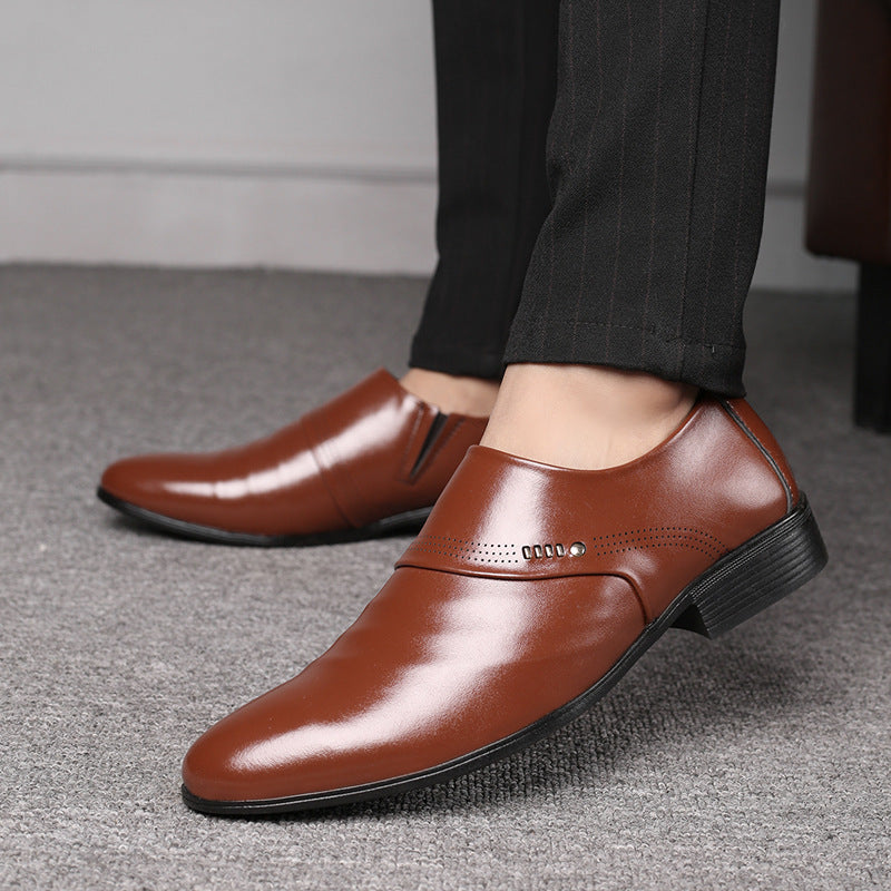 Brown leather casual shoes with pointed design

