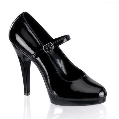 Women’s buckle shoes for event runway

